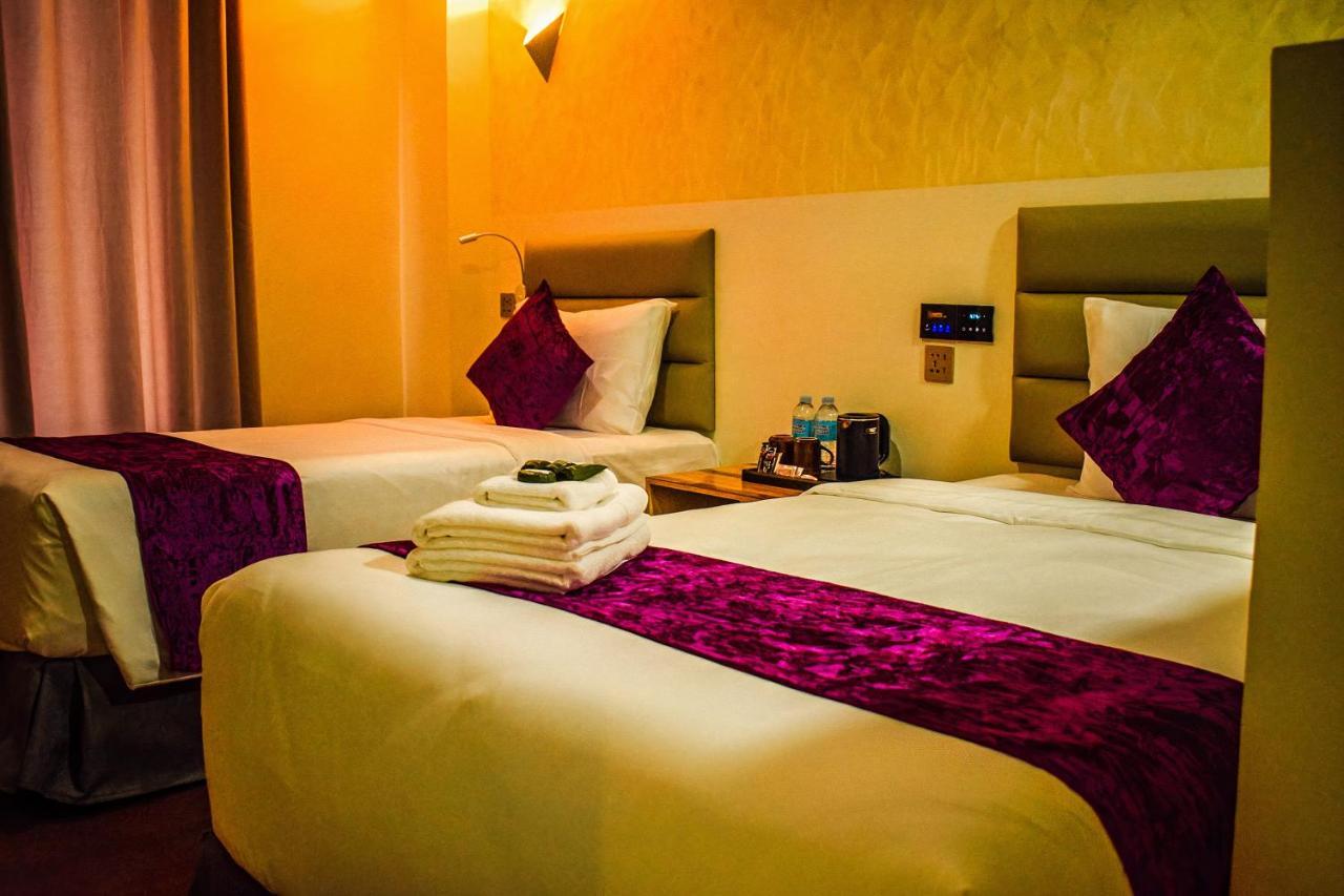 Sempre Premier Inn - Mactan Airport Hotel Đảo Mactan Ngoại thất bức ảnh