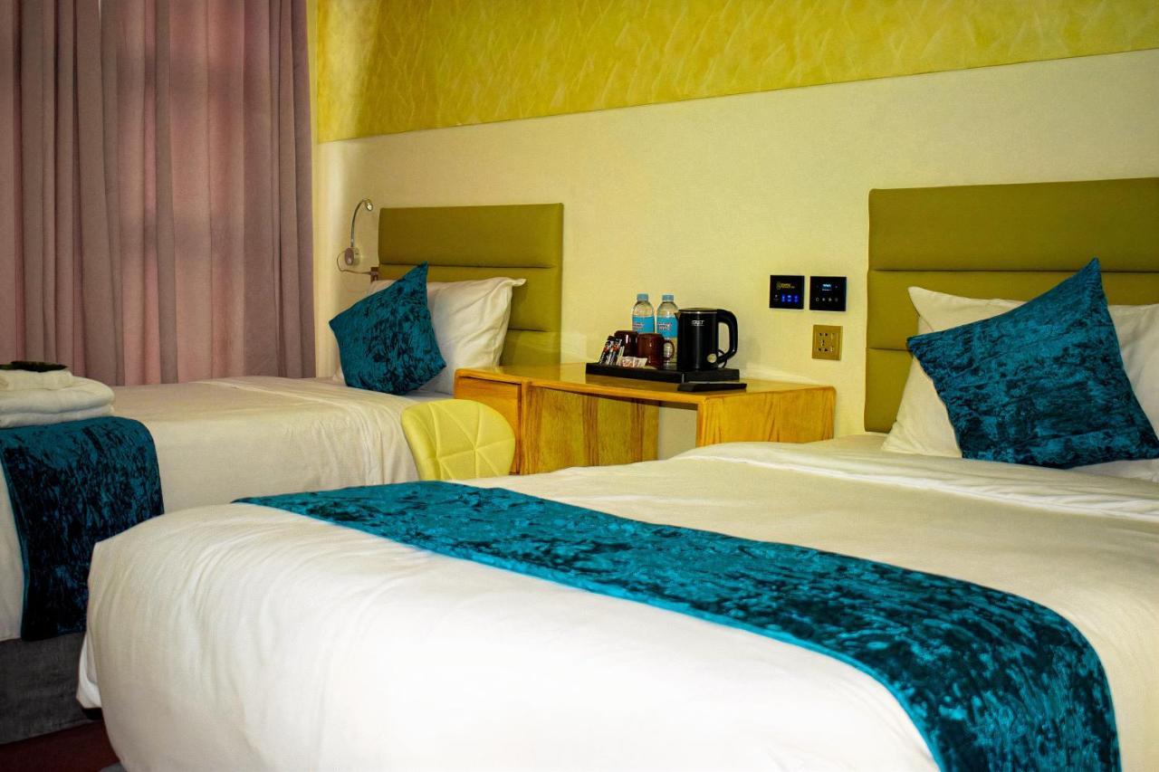 Sempre Premier Inn - Mactan Airport Hotel Đảo Mactan Ngoại thất bức ảnh