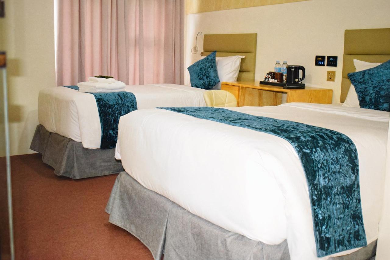 Sempre Premier Inn - Mactan Airport Hotel Đảo Mactan Ngoại thất bức ảnh