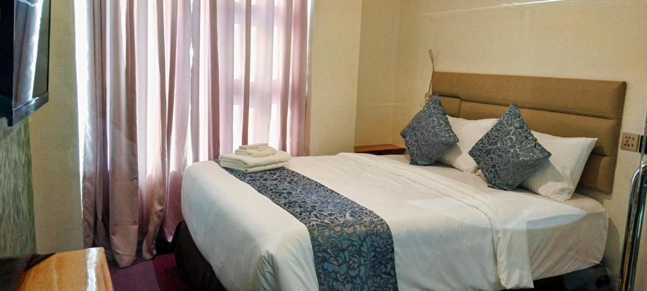 Sempre Premier Inn - Mactan Airport Hotel Đảo Mactan Ngoại thất bức ảnh