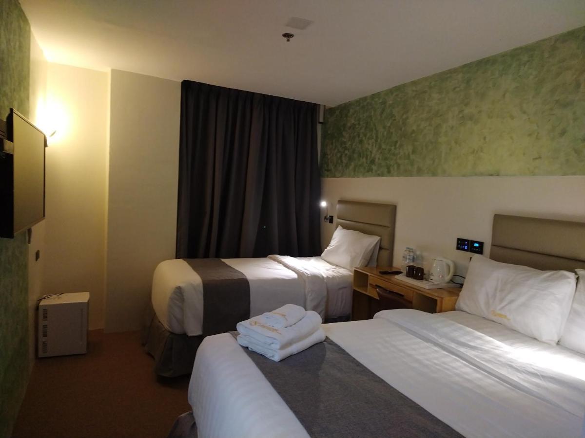Sempre Premier Inn - Mactan Airport Hotel Đảo Mactan Ngoại thất bức ảnh