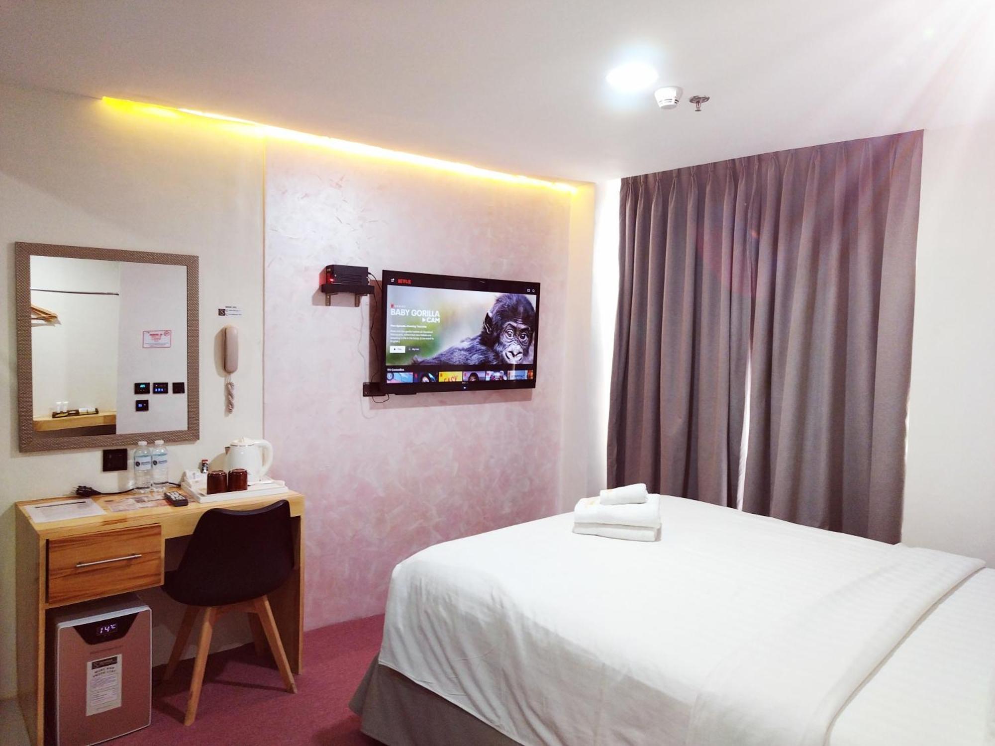 Sempre Premier Inn - Mactan Airport Hotel Đảo Mactan Ngoại thất bức ảnh